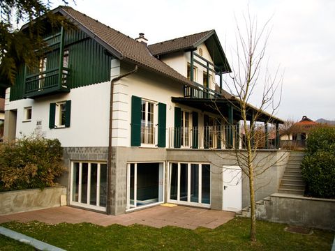 Detached house in Medvode