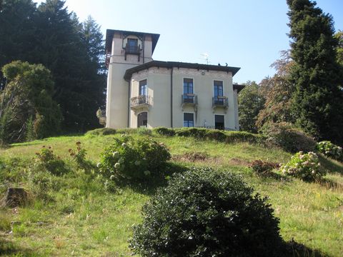 Villa in Alpino