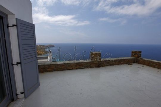 Detached house in Andros