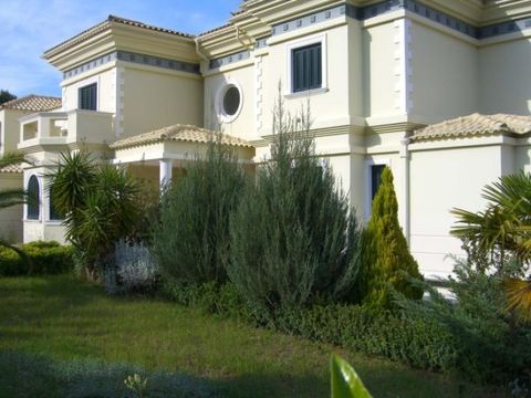 Detached house in Kalamos