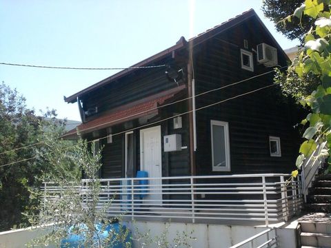 Detached house in Đenovići