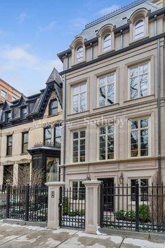 Townhouse in Chicago