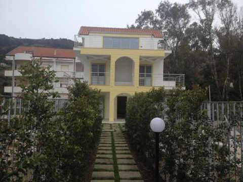 Villa in Marinella