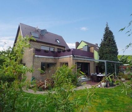 Detached house in Moers