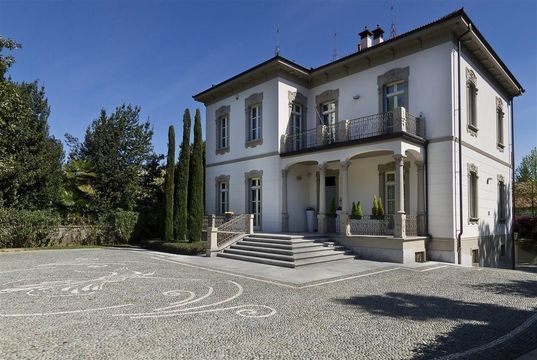 Villa in Lesa