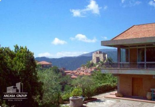 Villa in Castelvecchio di Rocca Barbena