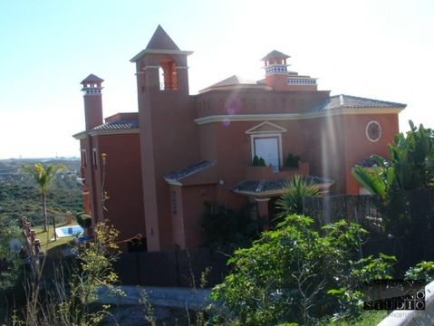Villa in Costa Del Silencio