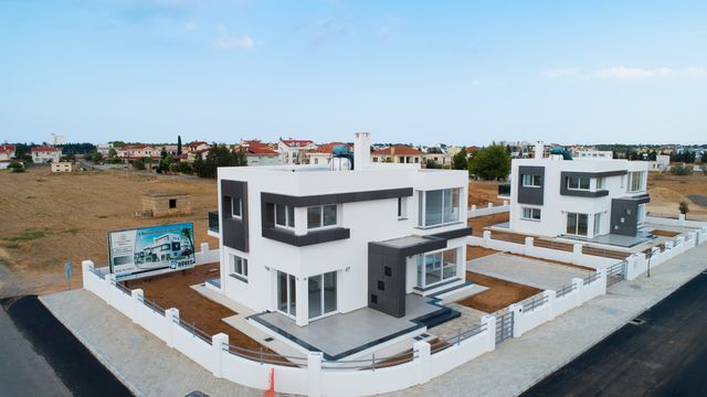 Villa in Yeni Boğaziçi