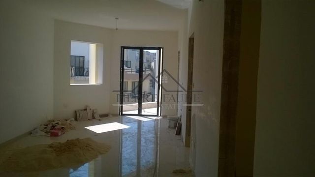 Apartment in Qawra