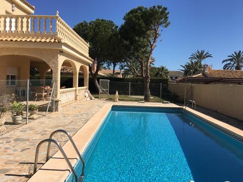 Chalet in Cabo Roig