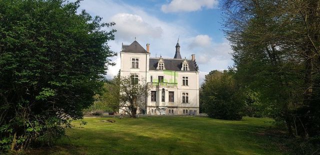 Castle in Centre-Val de Loire