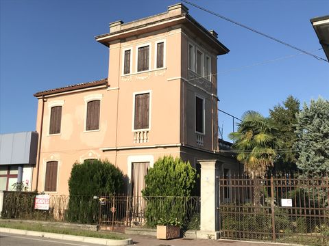 House in Castagnaro