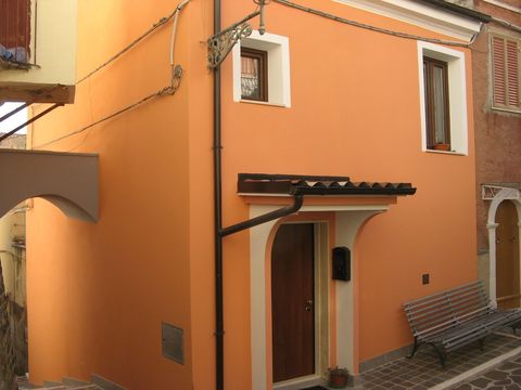 Detached house in Bussi sul Tirino
