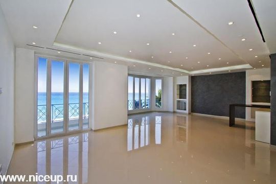 Penthouse in Nice