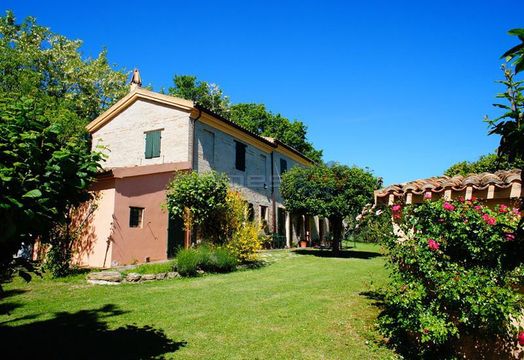 Villa in Fano