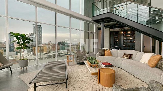 Penthouse in Downtown