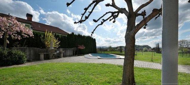 Detached house in Domzale
