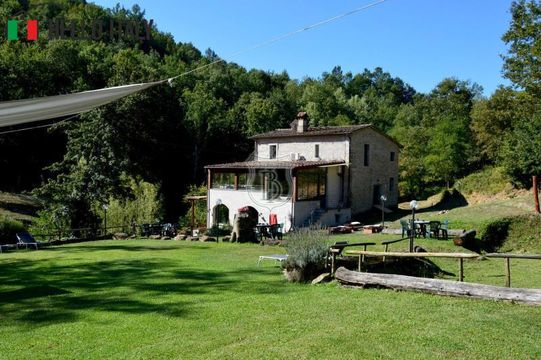 Villa in Licciana Nardi