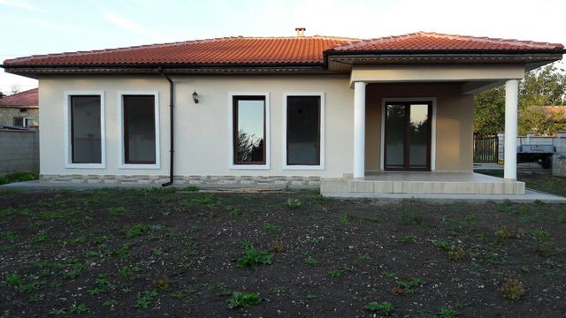 Detached house in Sokolovo