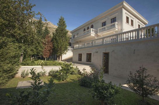 Villa in Budva