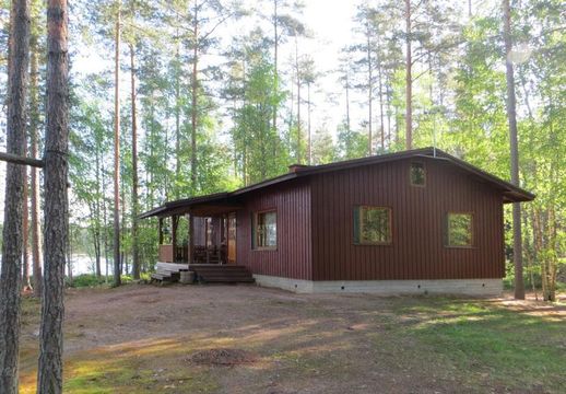 Cottage in Suomennieme