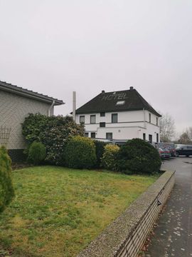 Commercial in Willich