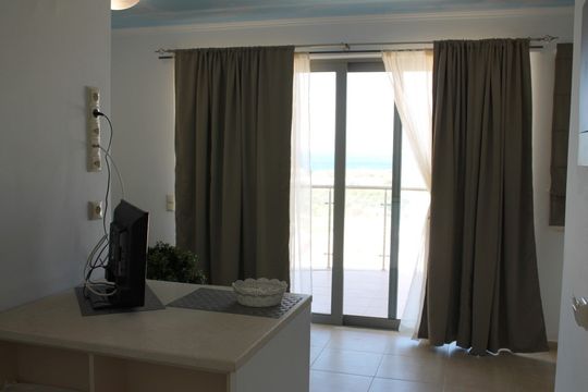 Apartment in Makry Gialos