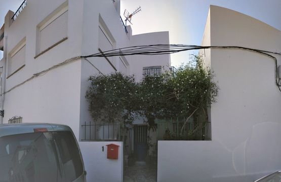 Detached house in Estepona