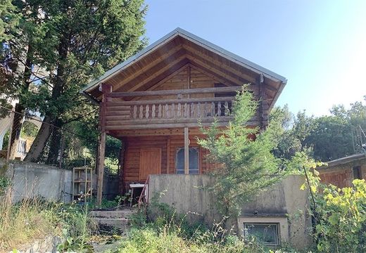 Detached house in Utjeha-Bušat