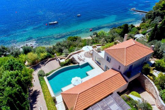 Villa in Thessaly and Central Greece